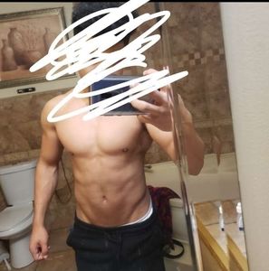 Meet your Posher, Leo